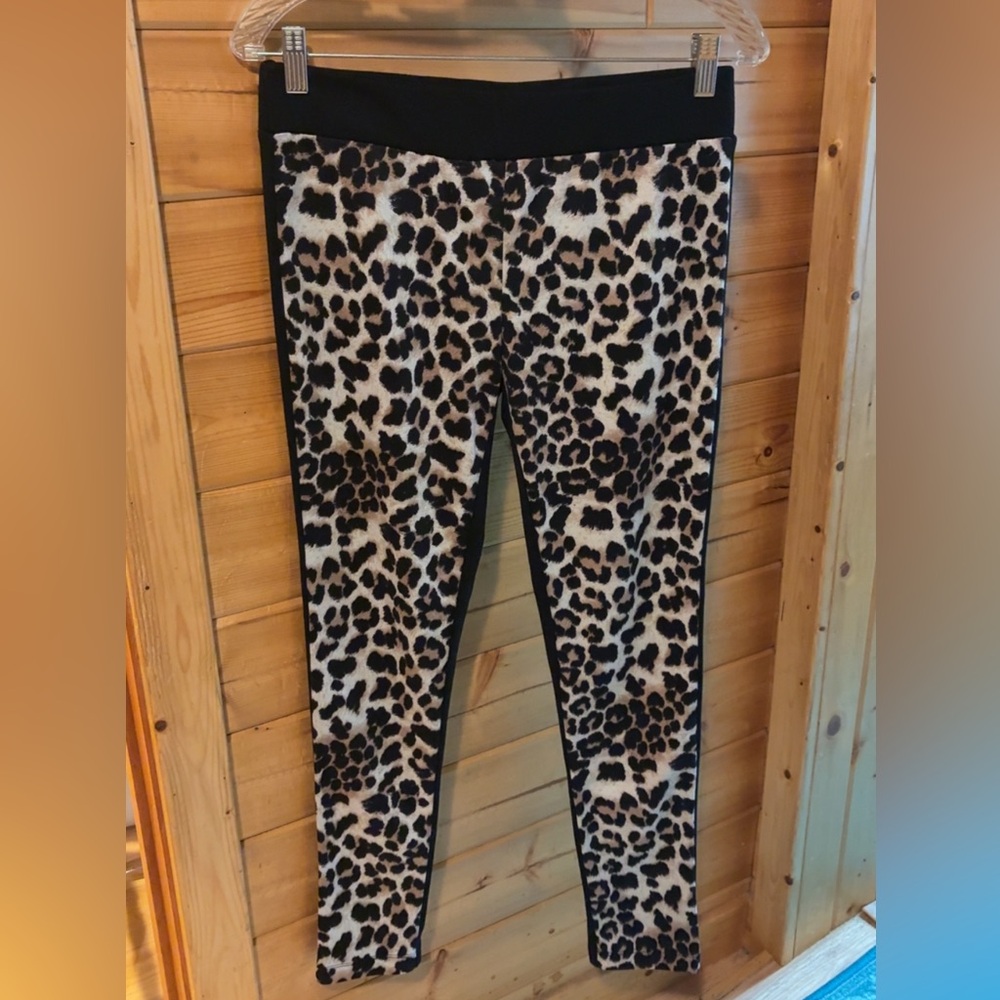 Love & Sports Leopard Print Leggings – Size L (Fits M-L) Animal Print Activewear